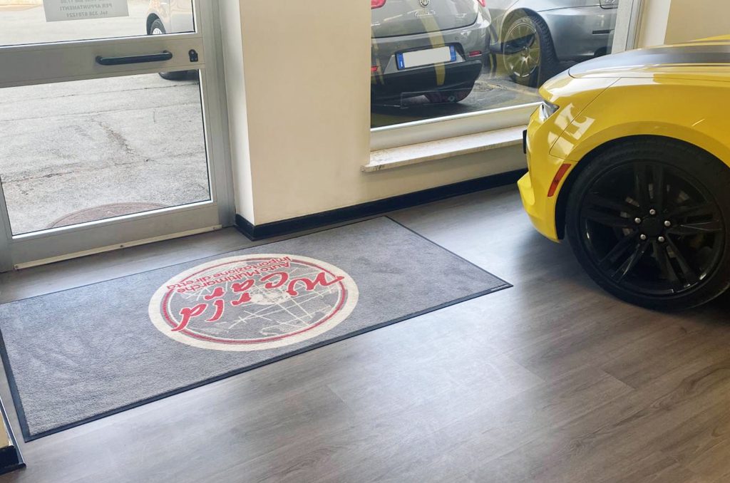 Tappeti per attività commerciali COPERTINA Tappeti per attività commerciali COPERTINA