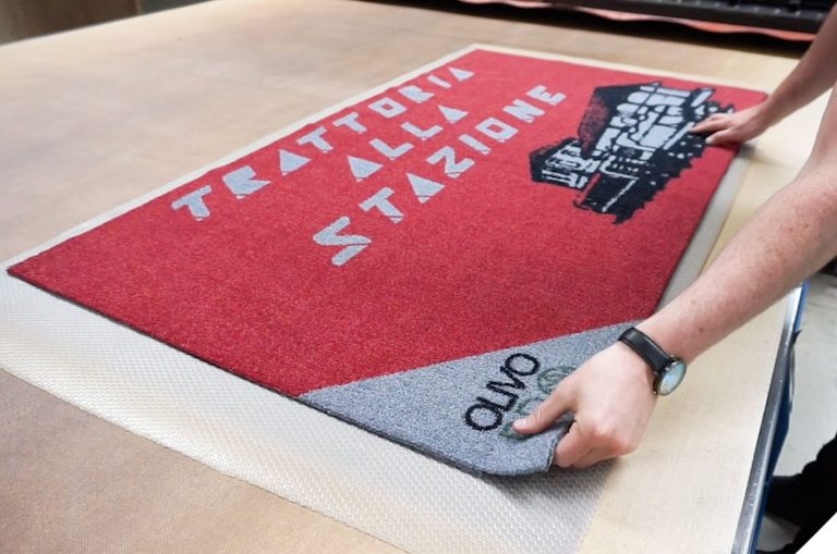 Tappeti personalizzati con logo: prezzo e tempi