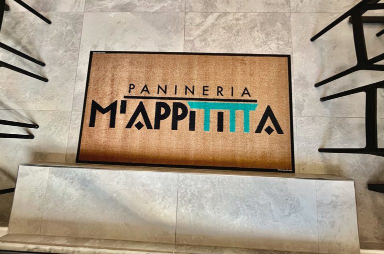 tappeto personalizzato per ristoranti