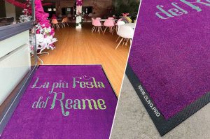 Tappeto con logo personalizzato per negozio