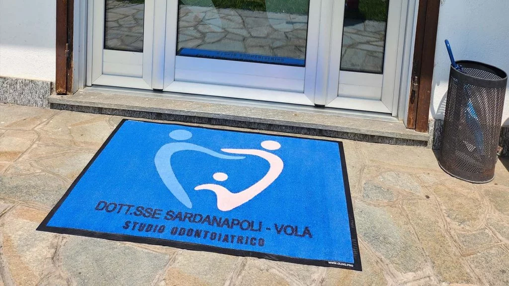 ambentata 1 tappeto-ingresso-personalizzato