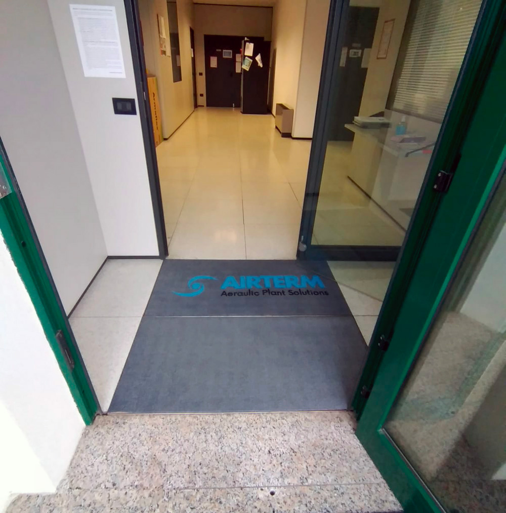 per-facebook-Zerbino-asciugapassi-personalizzato-cattura-sporco